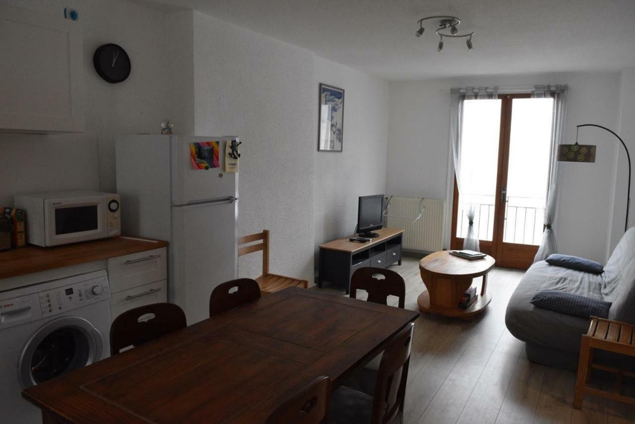 T3 3 Etoiles Hyper Centre Luchon Appartement Bagnères-de-Luchon Buitenkant foto